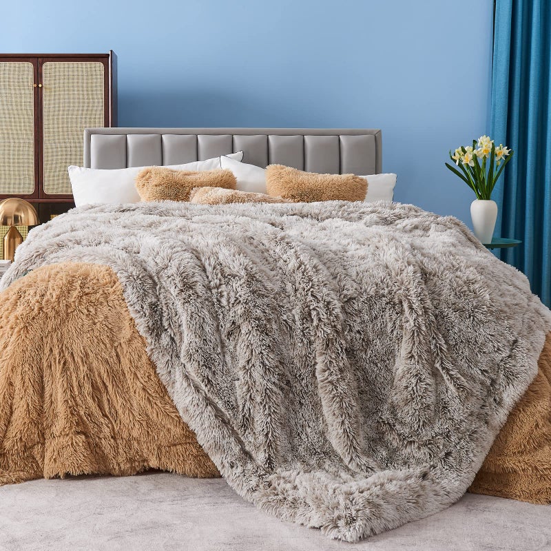 GONAAP Fuzzy Faux Fur Throw Blanket Frosty Grey Super Soft Cozy Plush Fuzzy Shaggy Blanket for Couch Sofa Bed (Frosty Grey, Throw(50"x60")) - Image 2